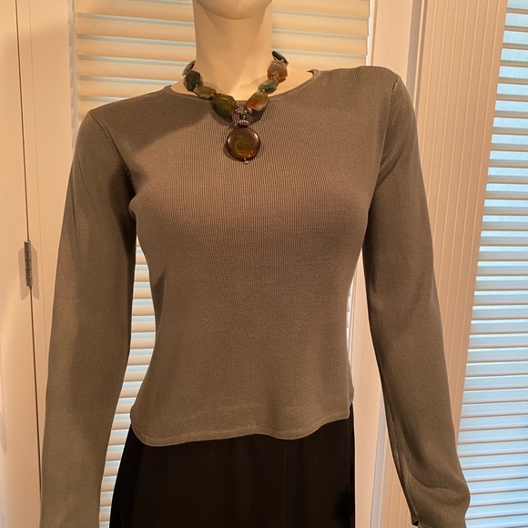 Stone Necklace With Stone Drop - Picture 5 of 12